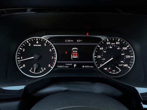 Used 2025 Nissan Pathfinder SV FWD image 39