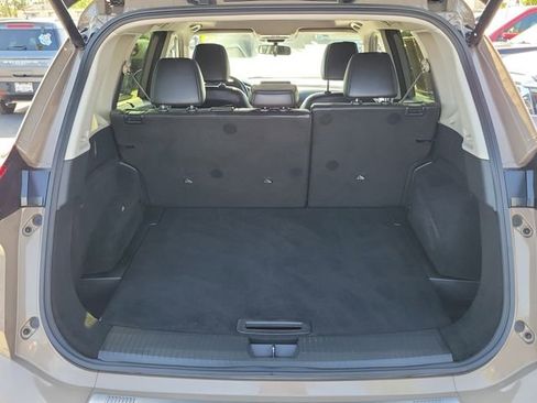Used 2024 Nissan Rogue SV w/ SV Premium Package FWD image 20