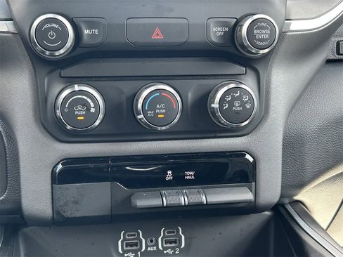 Used 2022 RAM 1500 Big Horn image 26