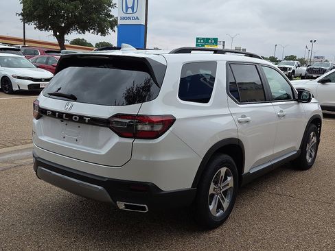 New 2026 Honda Pilot EX-L image 4