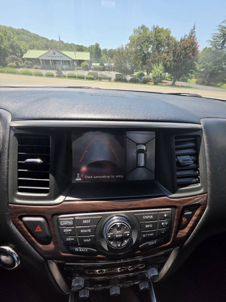 Used 2015 Nissan Pathfinder Platinum w/ Cargo Package FWD image 21