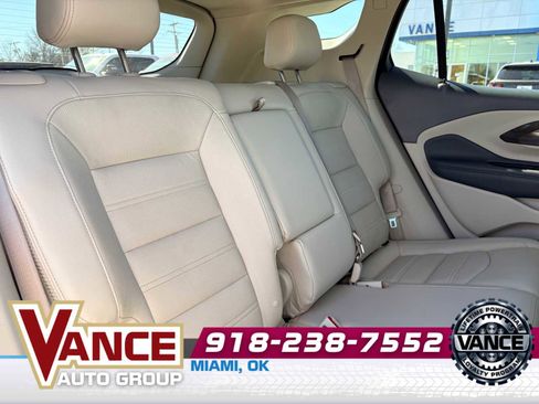 Used 2022 GMC Terrain Denali w/ Denali Premium Package image 19