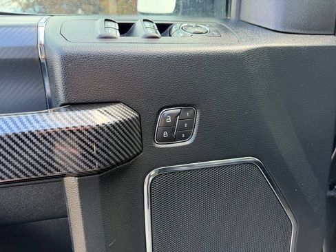 Used 2020 Ford F150 Lariat w/ Equipment Group 502A Luxury AWD/4WD image 12