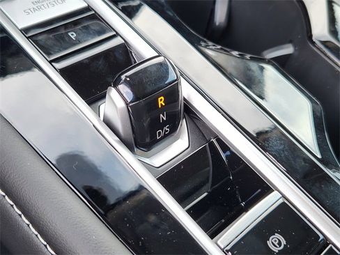 New 2026 Volkswagen Atlas SEL Premium R-Line image 18