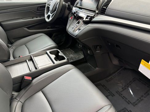 New 2026 Honda Odyssey EX-L image 16