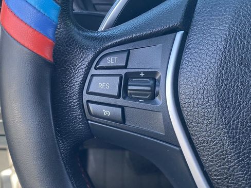 Used 2017 BMW 330i Sedan RWD image 24
