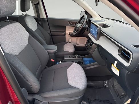 New 2026 Ford Maverick XLT image 27