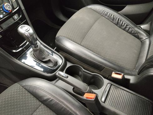 Used 2017 Buick Encore Preferred image 26