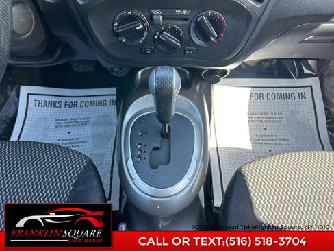 Used 2015 Nissan Juke S image 36