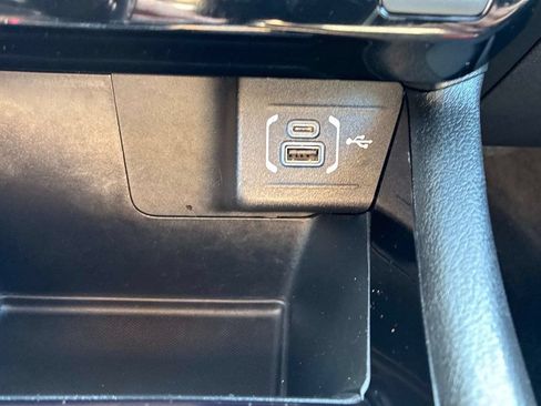 Certified 2023 Jeep Compass Limited w/ Sun and Sound Group AWD/4WD image 31