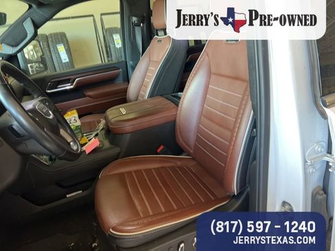 Used 2024 GMC Sierra 2500 Denali Ultimate image 10