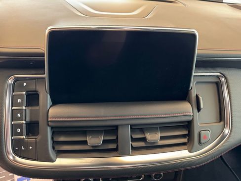 Used 2023 Chevrolet Suburban RST w/ Luxury Package AWD/4WD image 21