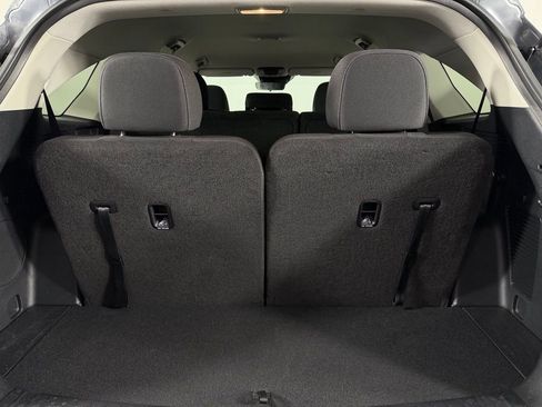 Used 2025 Kia Sorento LX image 28