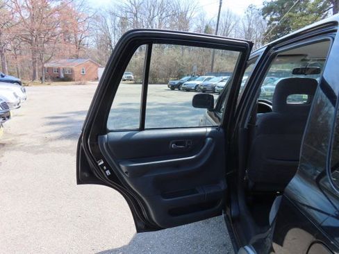 Used 1999 Honda CR-V EX image 10