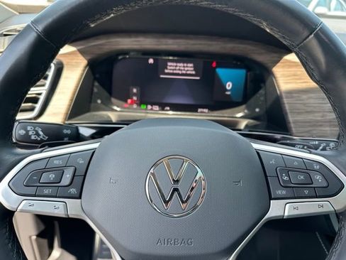 Used 2024 Volkswagen Atlas SEL Premium R-Line image 31