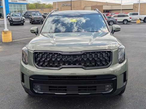 Used 2025 Kia Telluride SX X-Line AWD/4WD image 2
