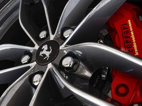 Certified 2019 Ferrari 488 GTB RWD image 13