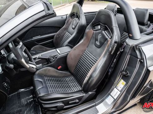 Used 2014 Ford Mustang Shelby GT500 w/ Equipment Group 821A RWD image 5