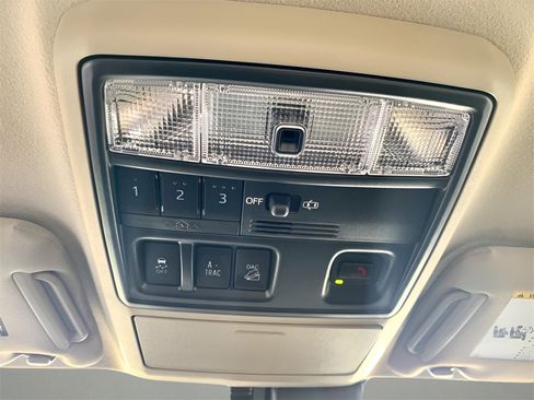 Used 2022 Toyota 4Runner SR5 Premium image 38