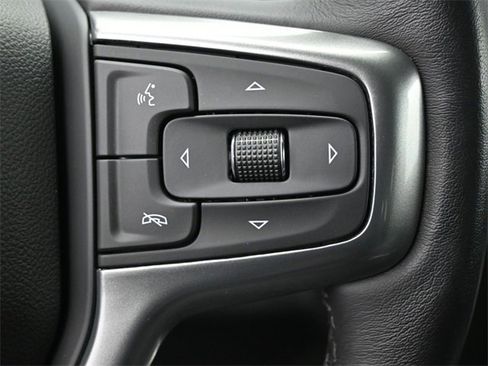 Used 2022 Chevrolet Silverado 2500 LTZ w/ LTZ Plus Package image 15