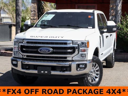 Used 2021 Ford F250 Lariat w/ Lariat Value Package AWD/4WD image 4
