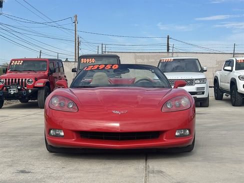 Used 2005 Chevrolet Corvette Convertible w/ Preferred Equipment Group RWD image 3
