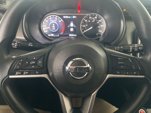 Used 2018 Nissan Kicks SV image 56