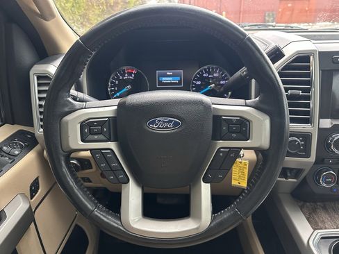 Used 2017 Ford F350 Lariat w/ Lariat Value Package image 17