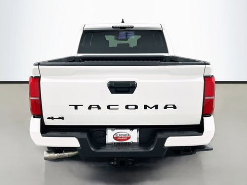 New 2025 Toyota Tacoma TRD Sport image 5