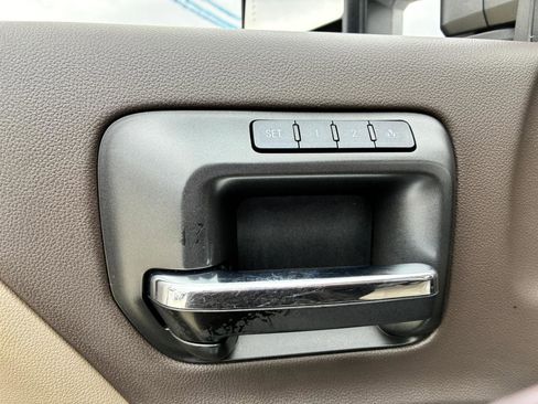 Used 2016 GMC Sierra 2500 Denali w/ Duramax Plus Package image 10