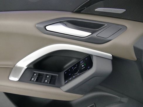 New 2025 Audi Q5 Premium Plus image 11