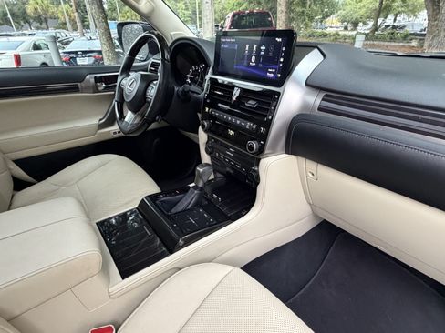 Used 2023 Lexus GX 460 Premium AWD/4WD image 48