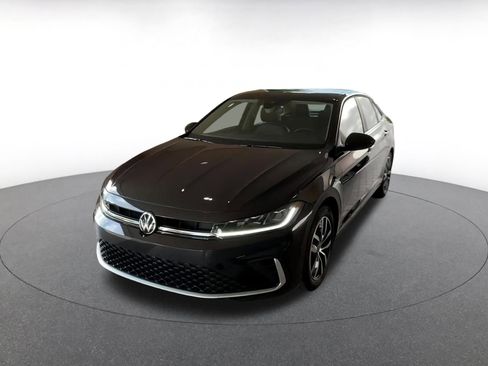Used 2025 Volkswagen Jetta SE image 7