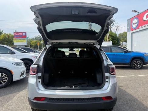 Used 2025 Jeep Compass Limited AWD/4WD image 50