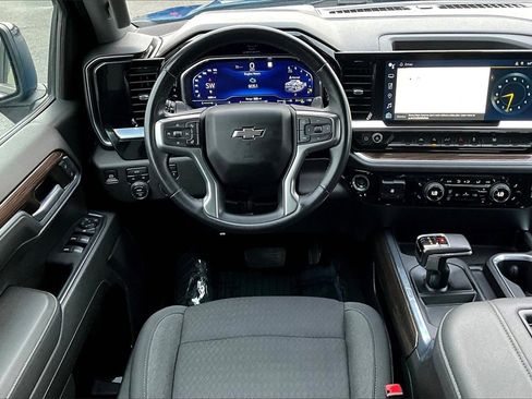 Used 2022 Chevrolet Silverado 1500 RST image 5