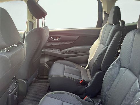Used 2025 Subaru Ascent Premium AWD/4WD image 18
