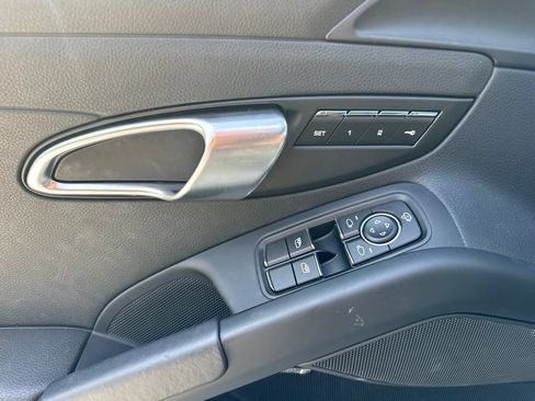Certified 2025 Porsche 718 Cayman RWD image 16