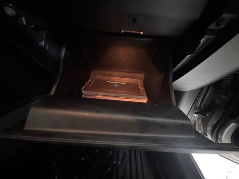 Used 2023 Jeep Compass Sport image 28