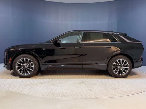 New 2026 Cadillac Lyriq Sport AWD/4WD image 2
