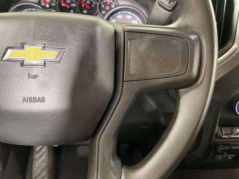 Used 2023 Chevrolet Silverado 1500 Custom image 14