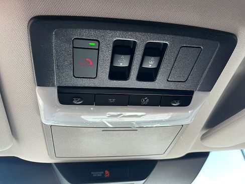 New 2026 Nissan Pathfinder Platinum image 20