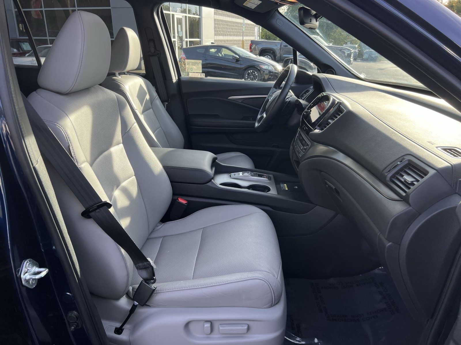 Used 2024 Honda Passport EX-L image 26