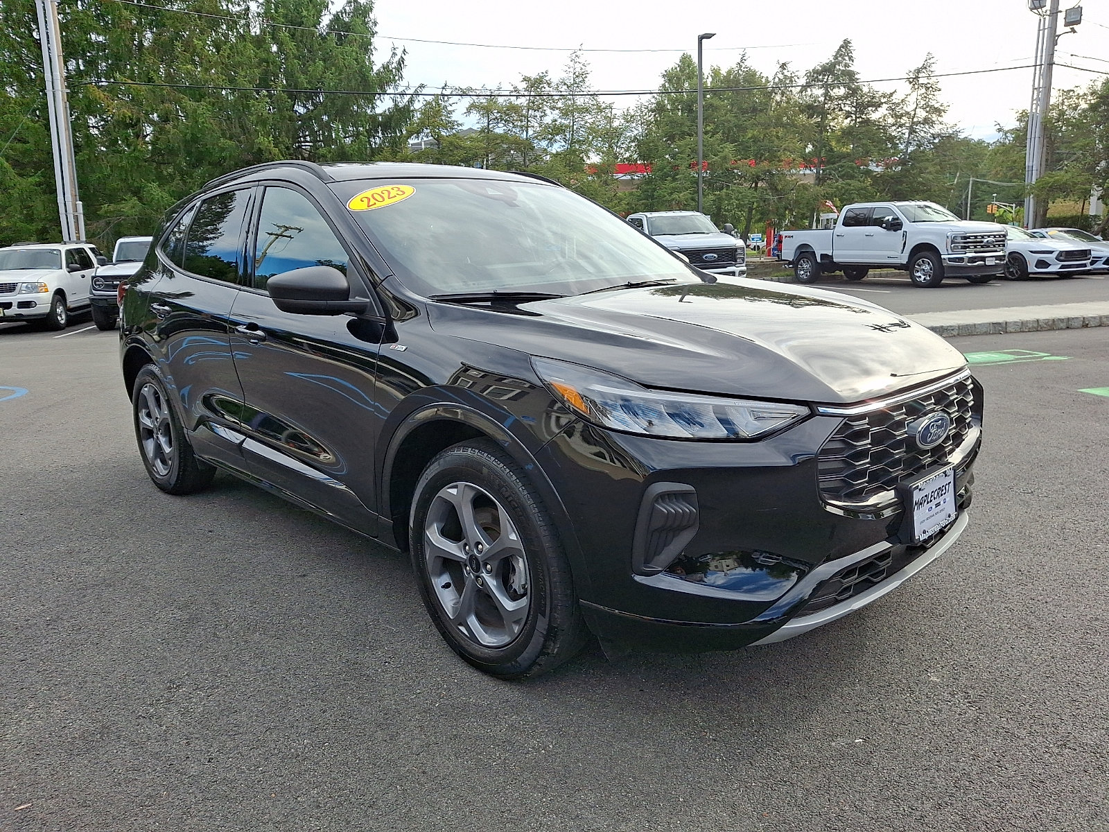 Used 2023 Ford Escape ST-Line w/ Tech Pack #1 AWD/4WD image 3