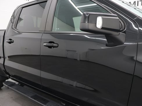 Used 2022 Chevrolet Silverado 1500 RST w/ Convenience Package II AWD/4WD image 24