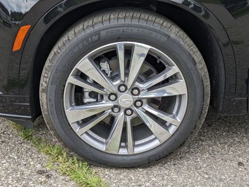 New 2025 Cadillac XT6 Premium Luxury image 28