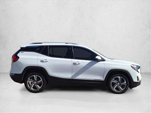 Used 2021 GMC Terrain SLT FWD image 4