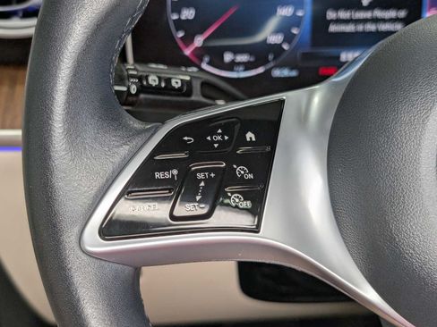 Certified 2023 Mercedes-Benz GLC 300 4MATIC image 32