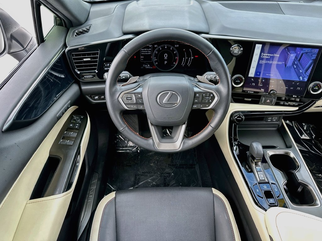 Used 2024 Lexus NX 250 FWD w/ Towing Package (2000 Lbs) image 22