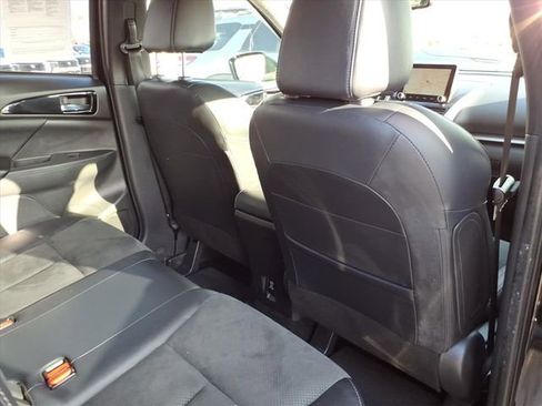 Used 2023 Mitsubishi Eclipse Cross SE image 16