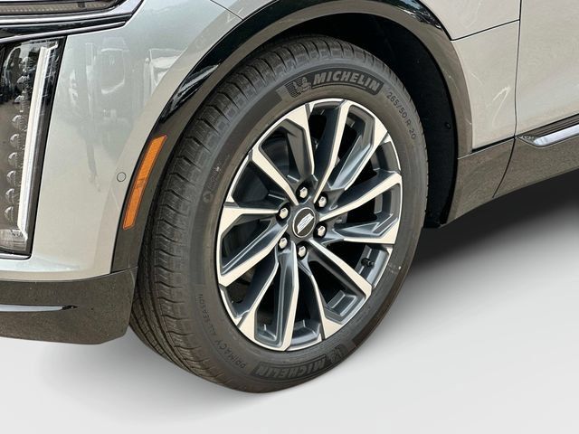 New 2026 Cadillac Lyriq Premium Sport w/ LPO, Floor Liner Package AWD/4WD image 17